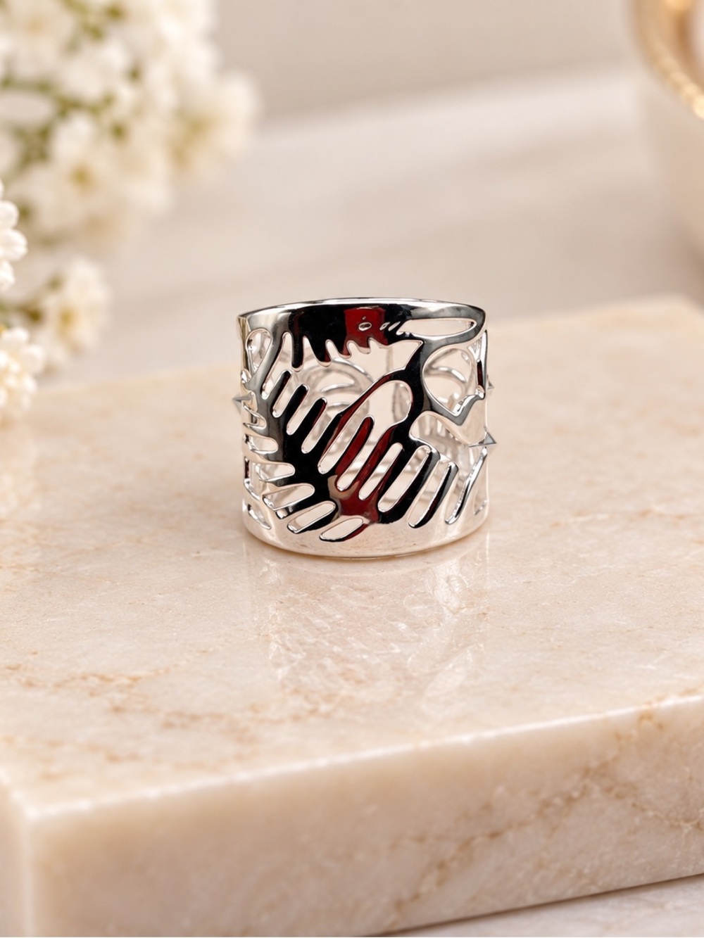 6.5 Elegant Silver Ring El yunque